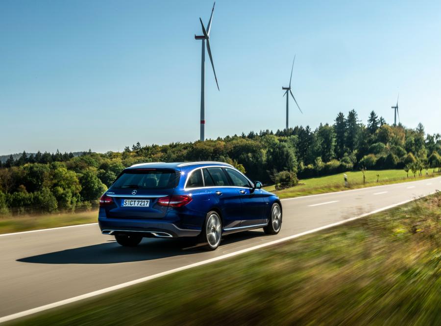  Mercedes-Benz C300 de Estate (S205) 2018 года  (WW) (фото 15 из 17)